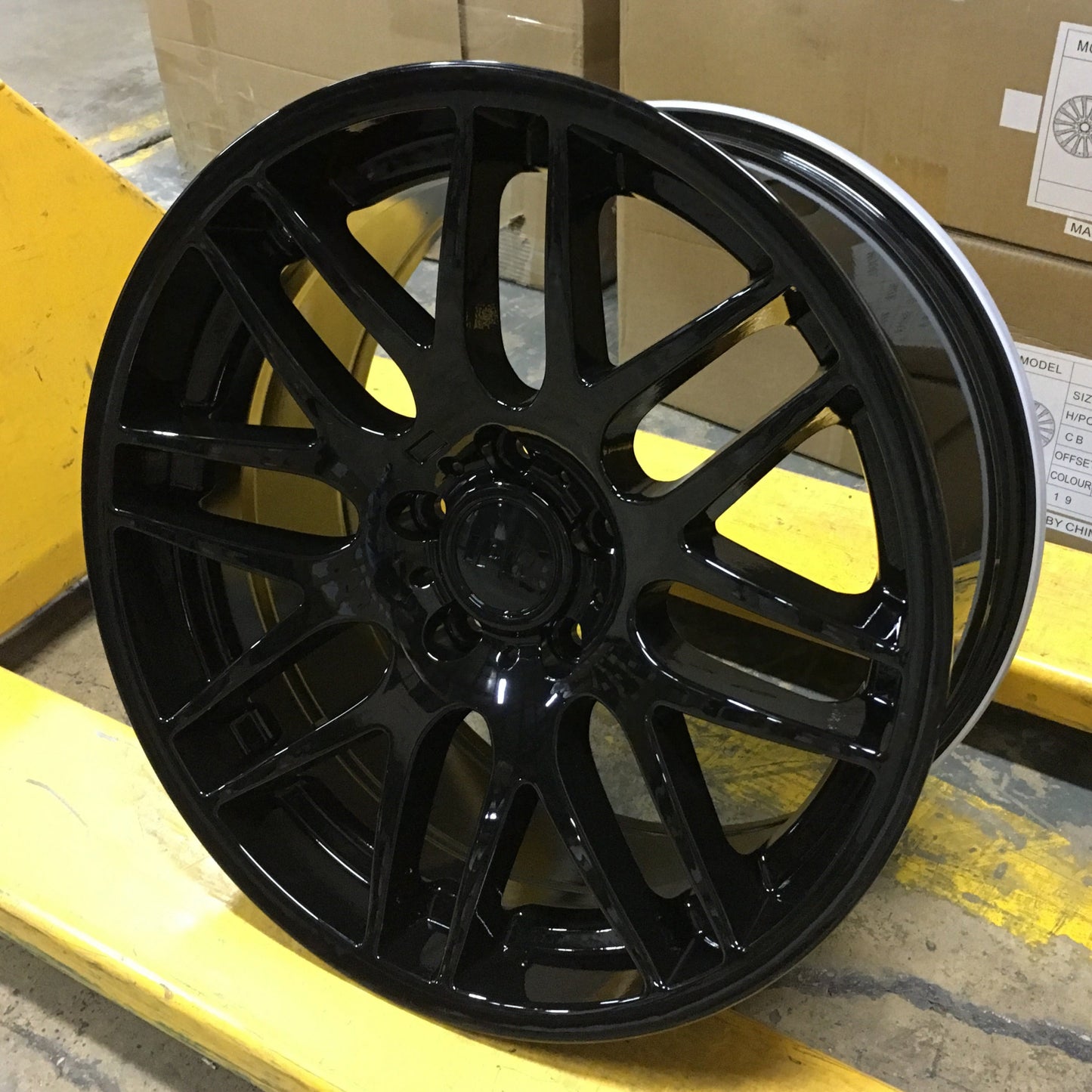 19" B703-GB Wheels Rims for BMW 320 323 325 328 330 335 340 428 430 435 440 525 528 530 550 640 650