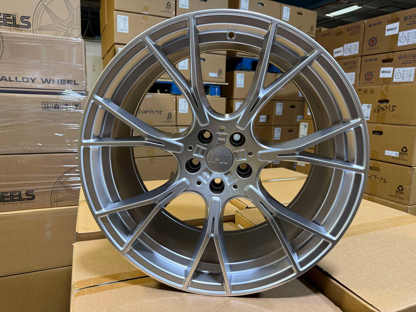 20" B712 Hyper Silver Wheels Rims for BMW 230i M240i 330i 330e M340i 430i M440i 530i 540i 630i 740i 750i M760i 5x112